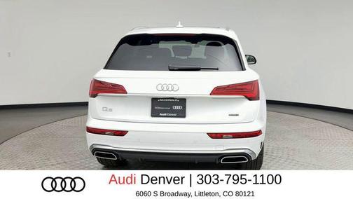 Ibis White 2023 Audi Q5 45 S line Premium