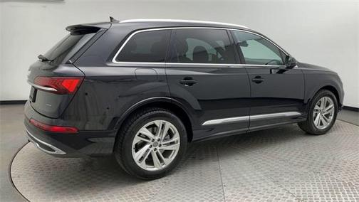 2021 Audi Q7 55 Premium