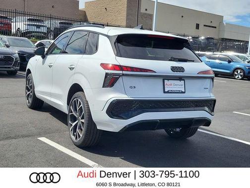 Glacier White Metallic 2026 Audi Q3 TFSI quattro S tronic