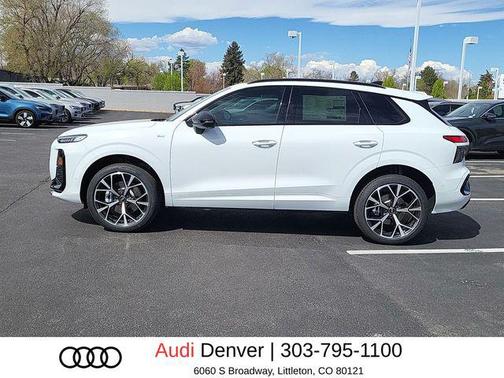 Glacier White Metallic 2026 Audi Q3 TFSI quattro S tronic