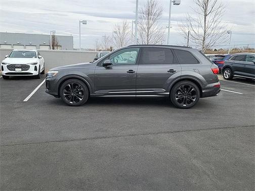 2026 Audi Q7 55 Premium Plus