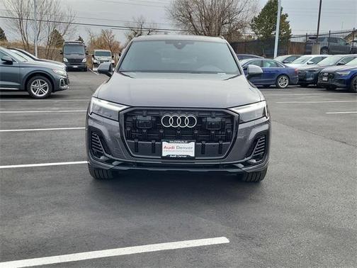 2026 Audi Q7 55 Premium Plus