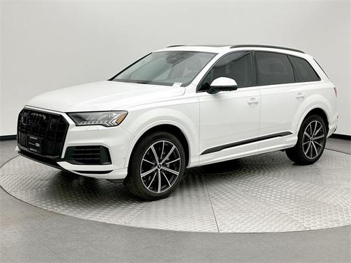 2023 Audi Q7 55 Premium Plus