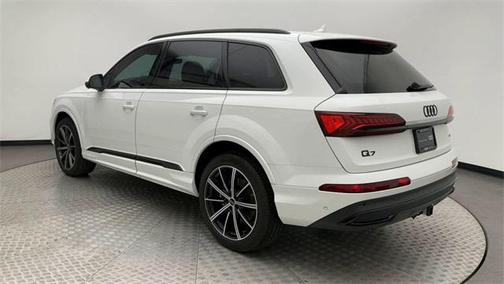 2023 Audi Q7 55 Premium Plus
