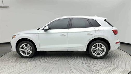 2021 Audi Q5 Premium Plus 55 TFSI e quattro S tronic