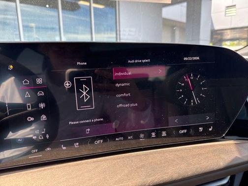Glacier White Metallic 2025 Audi Q5 Premium Plus TFSI quattro S tronic