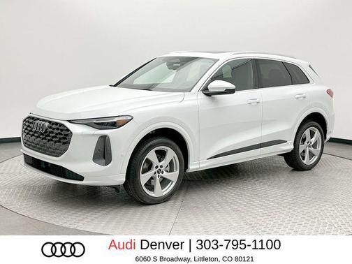 Glacier White Metallic 2025 Audi Q5 Premium Plus TFSI quattro S tronic