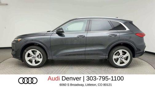 Tambora Gray Metallic 2025 Audi Q5 Premium Plus TFSI quattro S tronic