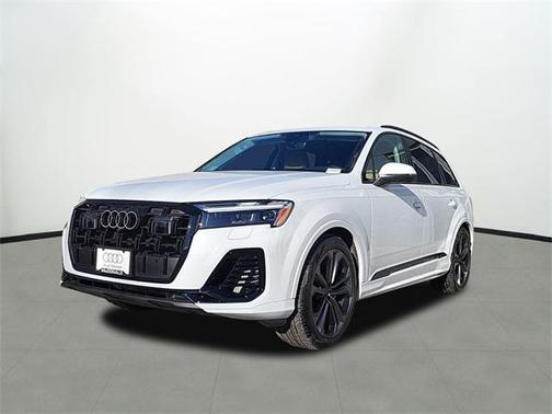 2026 Audi Q7 55 Premium Plus