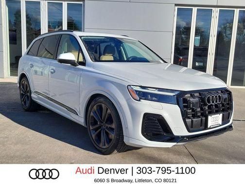 Glacier White Metallic 2026 Audi Q7 55 Premium Plus