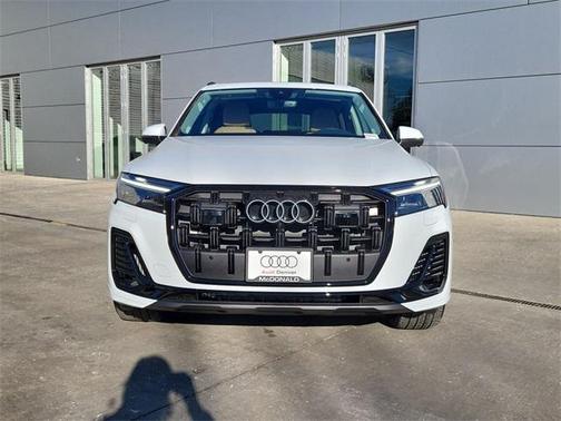 2026 Audi Q7 55 Premium Plus