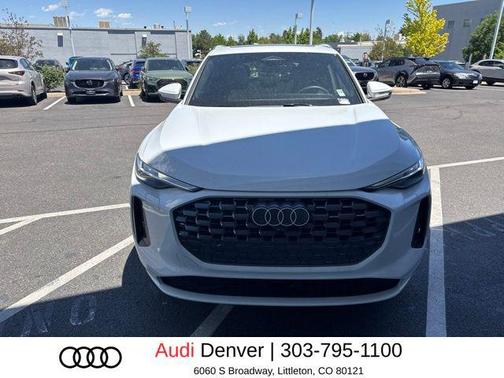 Glacier White Metallic 2025 Audi Q5 Premium Plus TFSI quattro S tronic