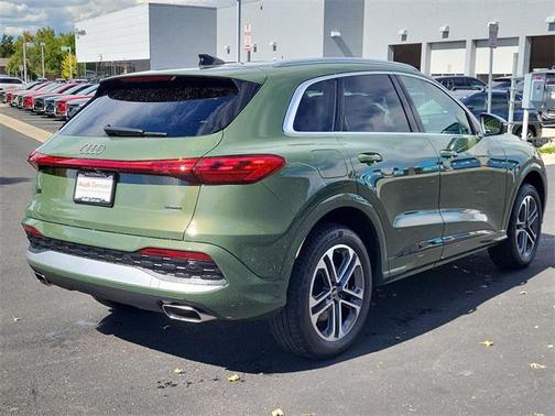 2025 Audi Q5 Premium Plus