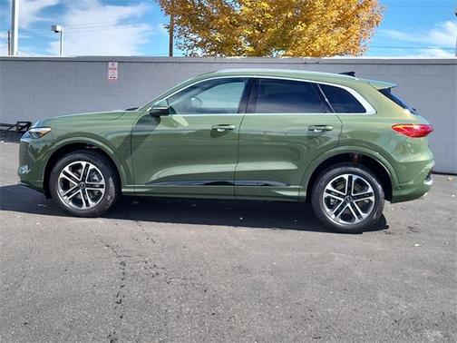 2025 Audi Q5 Premium Plus