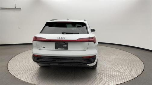 2024 Audi Q8 e-tron Premium Plus