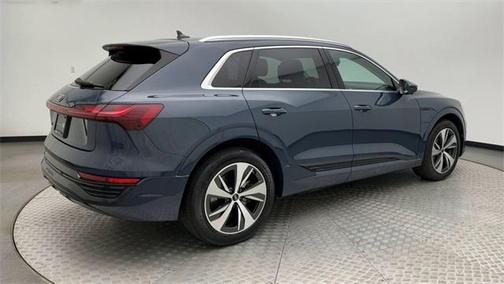 2024 Audi Q8 e-tron Premium Plus