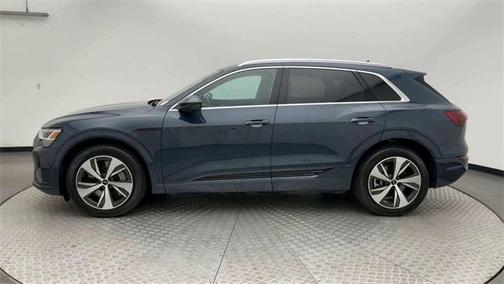 2024 Audi Q8 e-tron Premium Plus