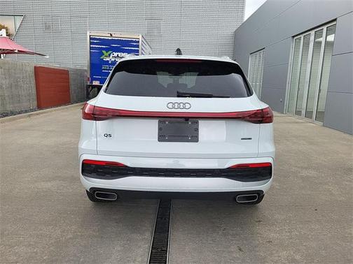 2025 Audi Q5 Premium Plus