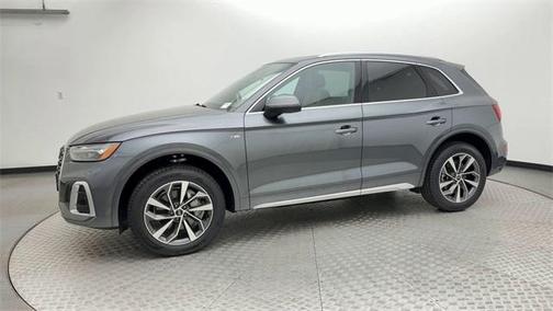 2024 Audi Q5 45 S line Premium Plus