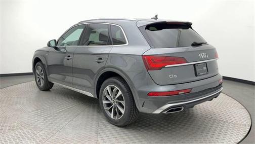 2024 Audi Q5 45 S line Premium Plus