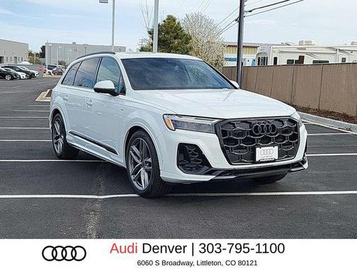 Glacier White Metallic 2026 Audi Q7 55 Prestige