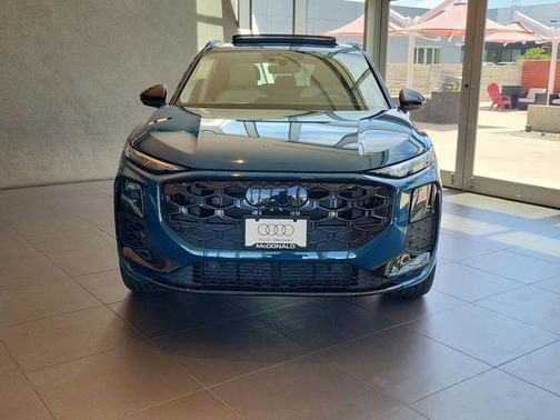 Malpelo Blue Metallic 2026 Audi Q3 TFSI quattro S tronic