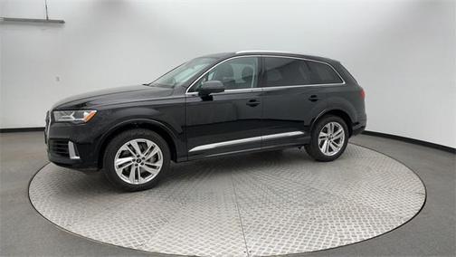 2022 Audi Q7 55 Premium Plus