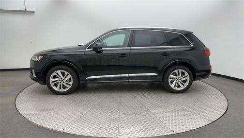 2022 Audi Q7 55 Premium Plus