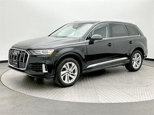 2022 Audi Q7 55 Premium Plus
