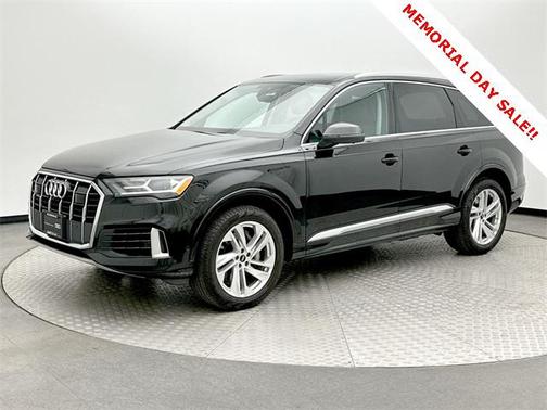 2022 Audi Q7 55 Premium Plus