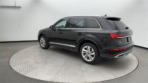 2022 Audi Q7 55 Premium Plus