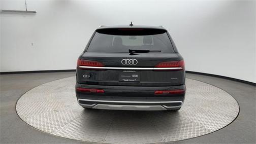 2022 Audi Q7 55 Premium Plus