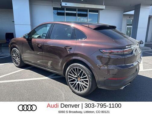 Mahogany Metallic 2023 Porsche Cayenne Cayenne