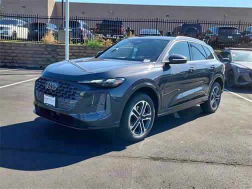 2025 Audi Q5 Premium