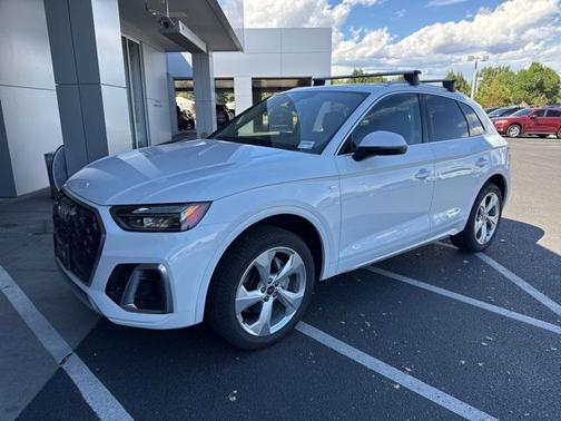 2025 Audi Q5 45 S line Premium Plus