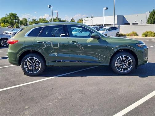 2025 Audi Q5 Premium
