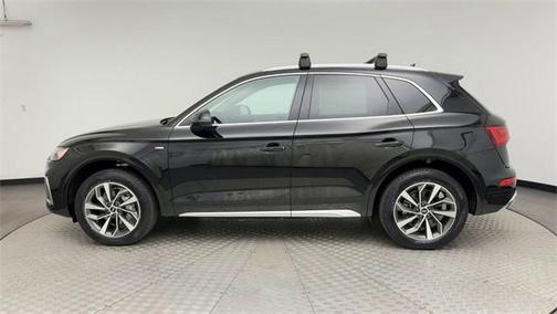 2022 Audi Q5 45 S line Premium Plus