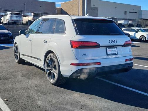2026 Audi Q7 55 Premium Plus