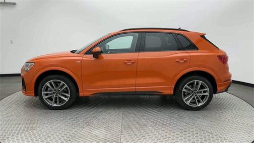 2024 Audi Q3 45 S line Premium Plus
