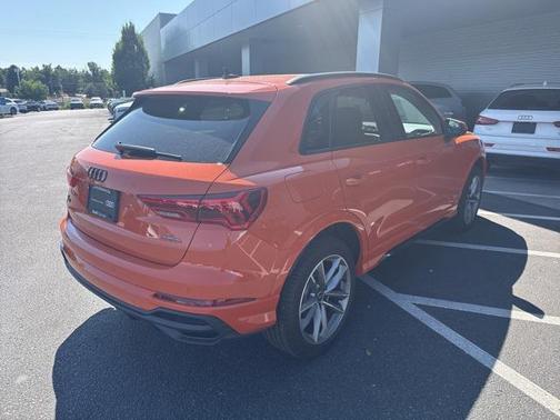 2024 Audi Q3 45 S line Premium Plus