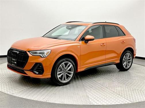 2024 Audi Q3 45 S line Premium Plus