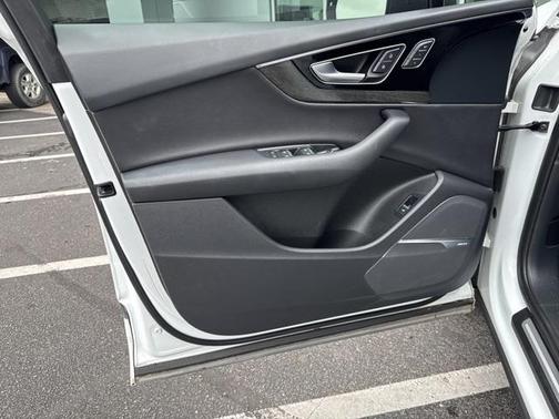 2018 Audi Q7 3.0T Premium Plus