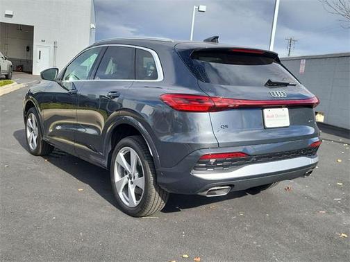 2025 Audi Q5 Premium Plus TFSI quattro S tronic