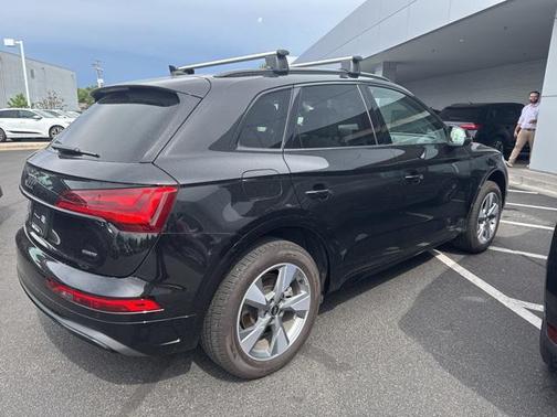 2024 Audi Q5 40 Premium Plus