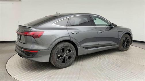 2024 Audi Q8 e-tron Premium Plus