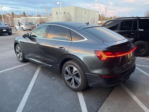 2024 Audi Q8 e-tron Premium Plus