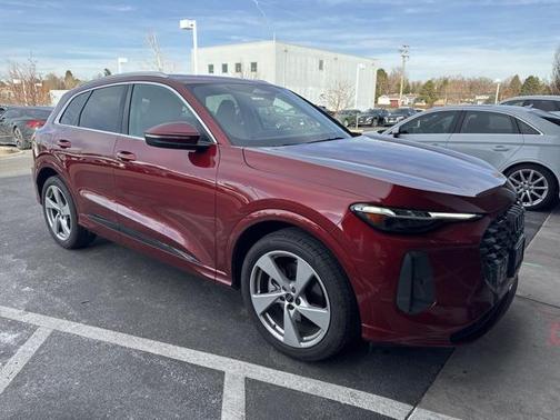 2025 Audi Q5 Prestige TFSI quattro S tronic