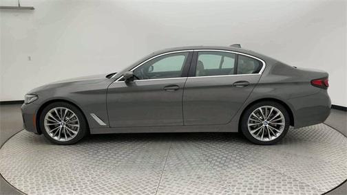 2021 BMW 530 xDrive