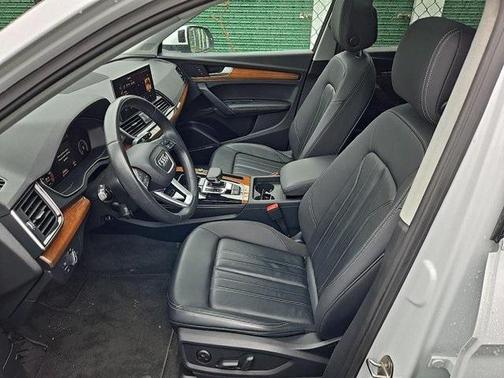 2023 Audi Q5 45 S line Premium Plus