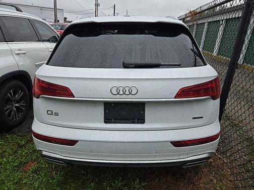 2023 Audi Q5 45 S line Premium Plus
